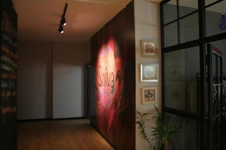 Shiva ofis koridoru